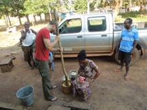 making fufu at Dadieso town, Ghana (photo: Wannes Hubau 2013)